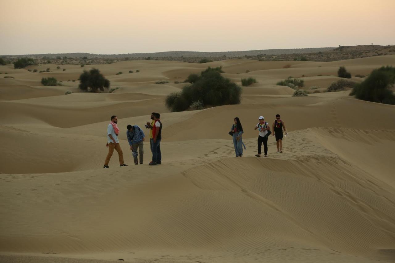 Sunny Desert Camp Kūri Esterno foto